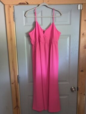 Flirty Mid-axi Dress